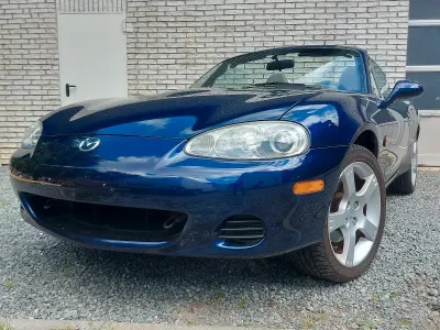Gebraucht Mazda MX5 110 PS (80 kW) 2003 Blau Cabrio