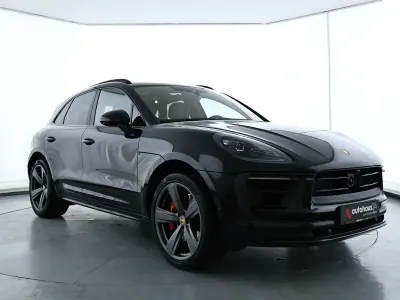 Gebraucht Porsche Macan Chrono 441 PS (324 kW) 2023 Schwarz SUV