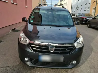 Gebraucht Dacia Lodgy 110 PS (80 kW) 2016 Andere farben Van / Kleinbus