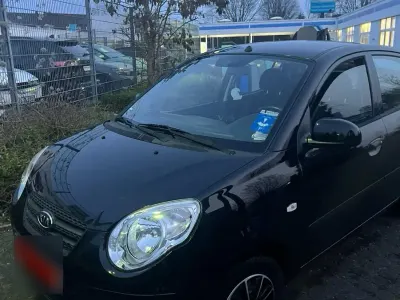 Gebraucht Kia Picanto 69 PS (50 kW) 2010 Schwarz Kleinwagen