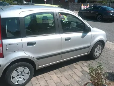 Gebraucht Fiat Panda 60 PS (44 kW) 2009 Silber Kleinwagen