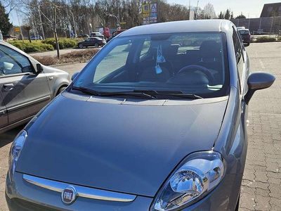 Gebraucht Fiat Punto Evo Active 77 PS (56 kW) 2010 Silber Kleinwagen