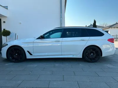 Gebraucht BMW 520 M Sport 230 PS (169 kW) 2017 Weiß Kombi