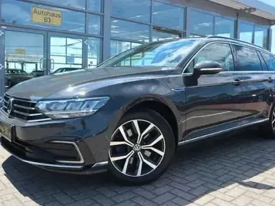 Gebraucht VW Passat GTE 156 PS (114 kW) 2021 Grau Kombi