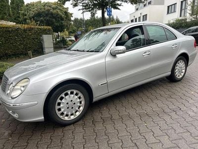 Mercedes E240