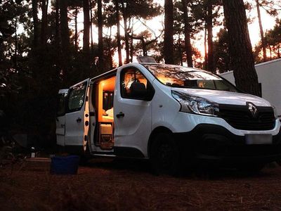 Gebraucht Renault Trafic 120 PS (88 kW) 2016 Weiß Van / Kleinbus