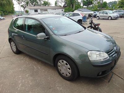 Gebraucht VW Golf V 102 PS (75 kW) 2004 Sagegreen metallic Kleinwagen