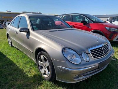 Mercedes E280