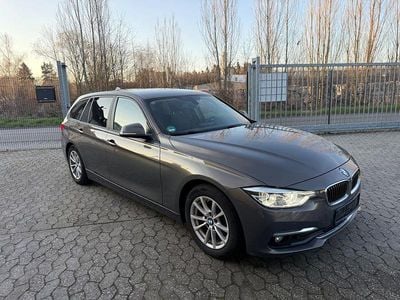 Gebraucht BMW 320 Advantage 163 PS (119 kW) 2017 Grau Kombi