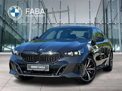 Neu BMW 540 M Sport 303 PS (222 kW) 2026 Silber Limousine