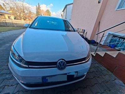 Gebraucht VW Golf VII Join 150 PS (110 kW) 2018 Weiß Kombi