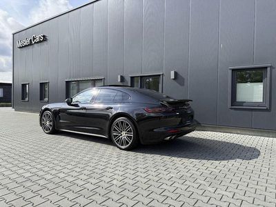 Porsche Panamera 4S