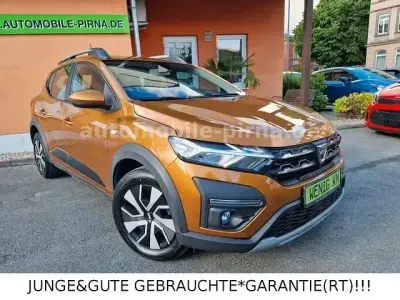 Używany Dacia Sandero Comfort 91 KM (66 kW) 2021 Pomarańczowy Hatchback