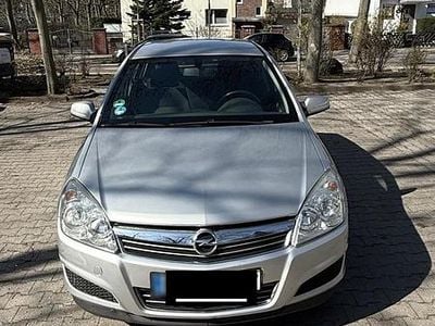Gebraucht Opel Astra 116 PS (85 kW) 2007 Grau Limousine