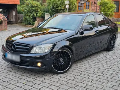 Gebraucht Mercedes C200 163 PS (119 kW) 2007 Schwarz Limousine