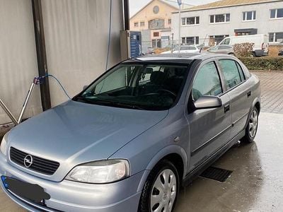 Gebraucht Opel Astra 86 PS (63 kW) 2001 Silber Limousine
