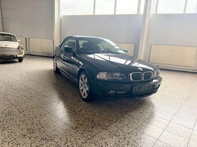 Gebraucht BMW 320 Sport Line 170 PS (125 kW) 2001 Blau Cabrio