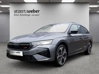 Neu Skoda Octavia RS 265 PS (194 kW) 2026 Graphitegrau metallic Kombi