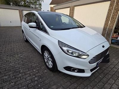 Second-hand Ford S-MAX S 180 CP (132 kW) 2015 Alb Monovolum