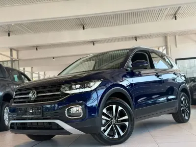 Używany VW T-Cross United 116 KM (85 kW) 2021 Niebieski SUV