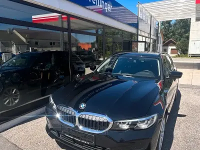 Gebraucht BMW 320 Advantage 190 PS (139 kW) 2019 Schwarz Kombi