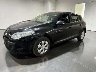 Gebraucht Renault Mégane III Authentique 101 PS (74 kW) 2011 Schwarz Limousine
