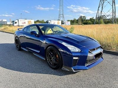 Nissan GT-R
