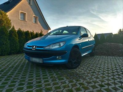 Blau Gebraucht 1999 Peugeot 206 Kleinwagen | 1.600 €