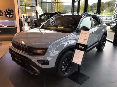 Grau Neu 2025 Jeep Avenger Overland SUV | 35.692 € (Etwas zu teuer)