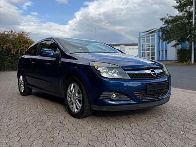 Opel Astra GTC