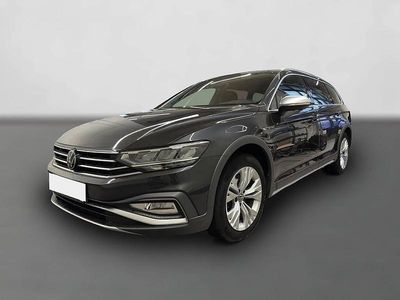 Grau Gebraucht 2023 VW Passat Kombi | 38.400 €