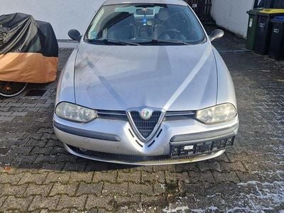 Silber Gebraucht 2000 Alfa Romeo 156 Limousine | 800 € (Superpreis)