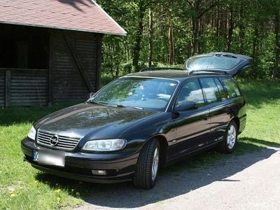 Opel Omega