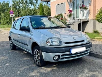 Renault Clio II