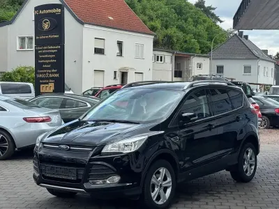 Gebraucht Ford Kuga SYNC Edition 120 PS (88 kW) 2016 Schwarz SUV