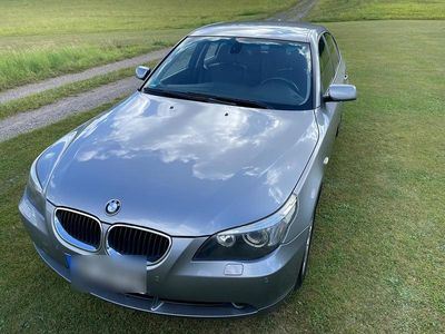 BMW 525