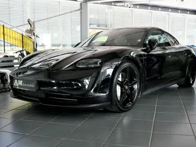 Gebraucht Porsche Taycan 4S 419 kW (571 PS) 2020 Schwarz Limousine