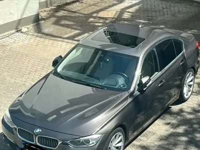 Gebraucht BMW 320 184 PS (135 kW) 2014 Braun Limousine