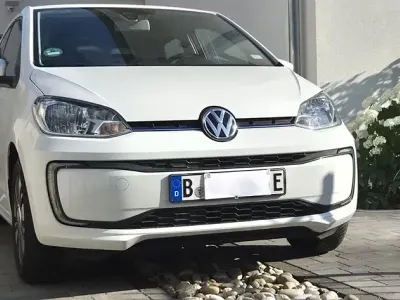 Gebraucht VW e-up! Sound 60 kW (82 PS) 2018 Weiß Kleinwagen