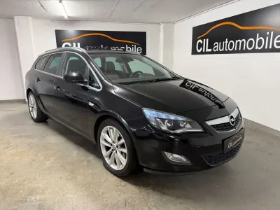 Gebraucht Opel Astra Innovation 160 PS (117 kW) 2011 Schwarz Kombi