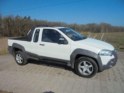 Gebraucht Fiat Strada 95 PS (69 kW) 2012 Weiß Pickup
