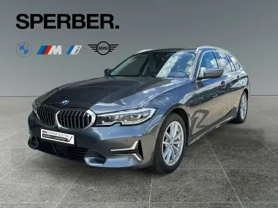 Gebraucht BMW 330 Sport Line 286 PS (210 kW) 2022 Grau Limousine