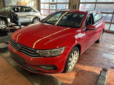 Usata VW Passat Business 122 CV (89 kW) 2023 Rosso Station wagon