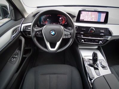 gebraucht BMW 520 Touring d xdrive mild/hybrid*LED*Automat