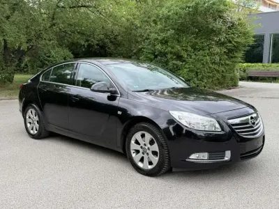 Gebraucht Opel Insignia Sport 220 PS (161 kW) 2009 Limousine