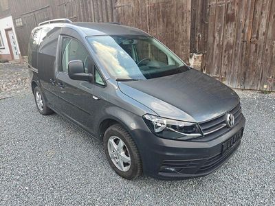 Gebraucht VW Caddy 84 PS (61 kW) 2019 Grau Van / Kleinbus