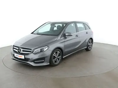 Gebraucht Mercedes B200 Urban 156 PS (114 kW) 2017 Grau Kleinwagen
