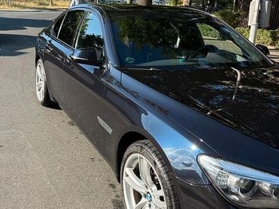 BMW 730