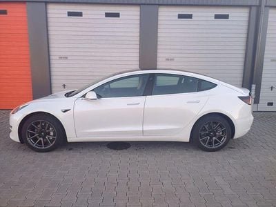 Gebraucht Tesla Model 3 324 kW (441 PS) 2019 Weiß Limousine