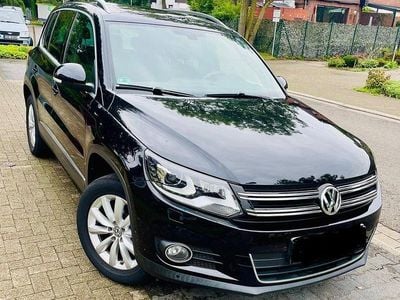 Schwarz Gebraucht 2012 VW Tiguan Trendline SUV | 11.000 €